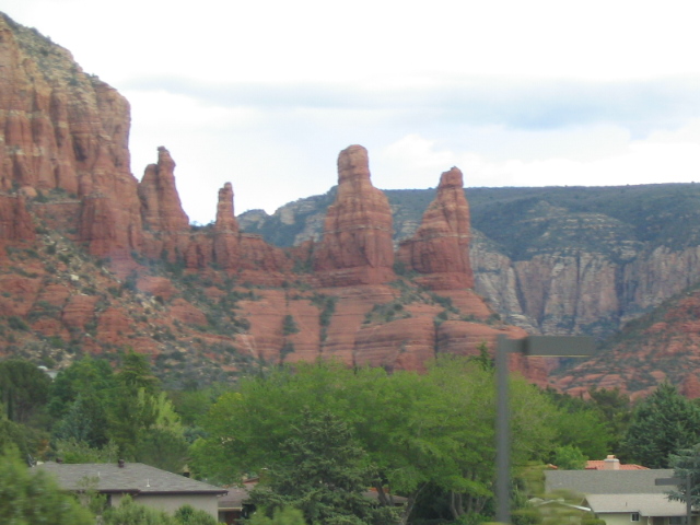 618x457 pixels (137K)